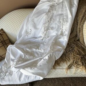 Oleg Cassini Wedding Dress